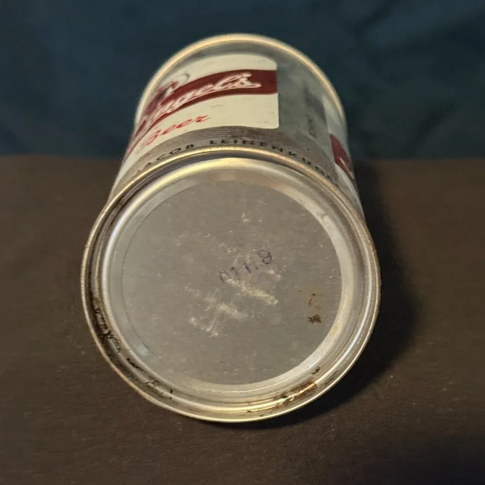 Leinenkugel's  Vintage Beer can